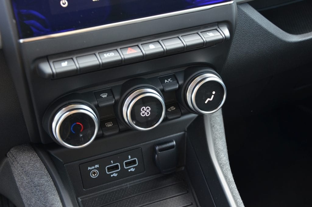 Endlich ist er da:                   Der NEUE Renault ZOE R135 Z.E.50 - Auto Hermann 1